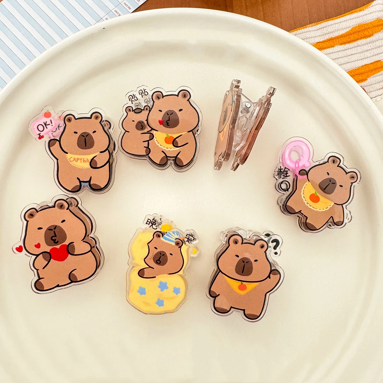 Stationery Creative Cute Paper Clip Kawaii Lovely Capybara Acrylic Clip Decorative Binding Sealing Clamp Memo Clamp