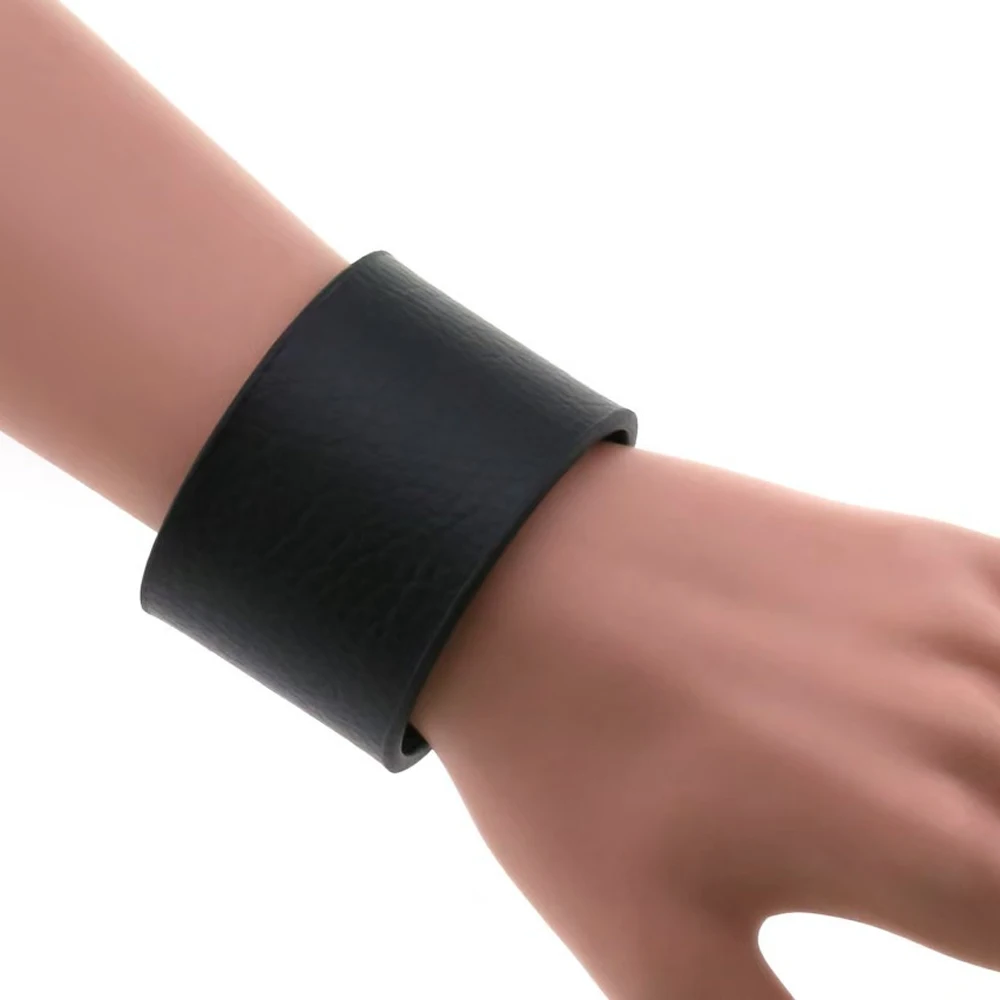 Punk Solid Color Simple Men And Women 80s Bracelet Adjustable Rock Pu Leather Jewelry Halloween Accessories Hip-Hop Bracelet