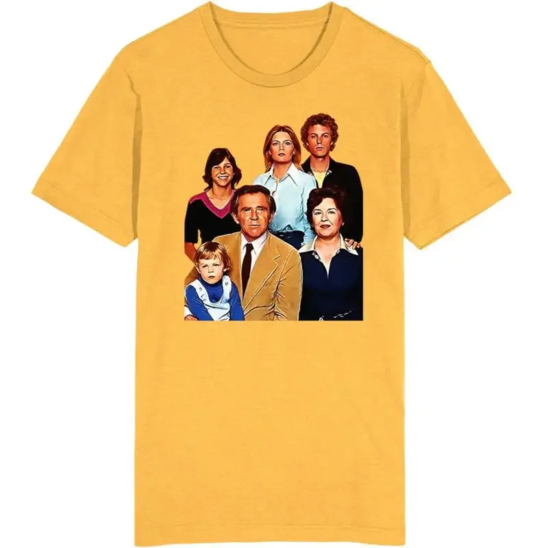 T-Shirt mit Foto der Besetzung der Familien-TV-Show
