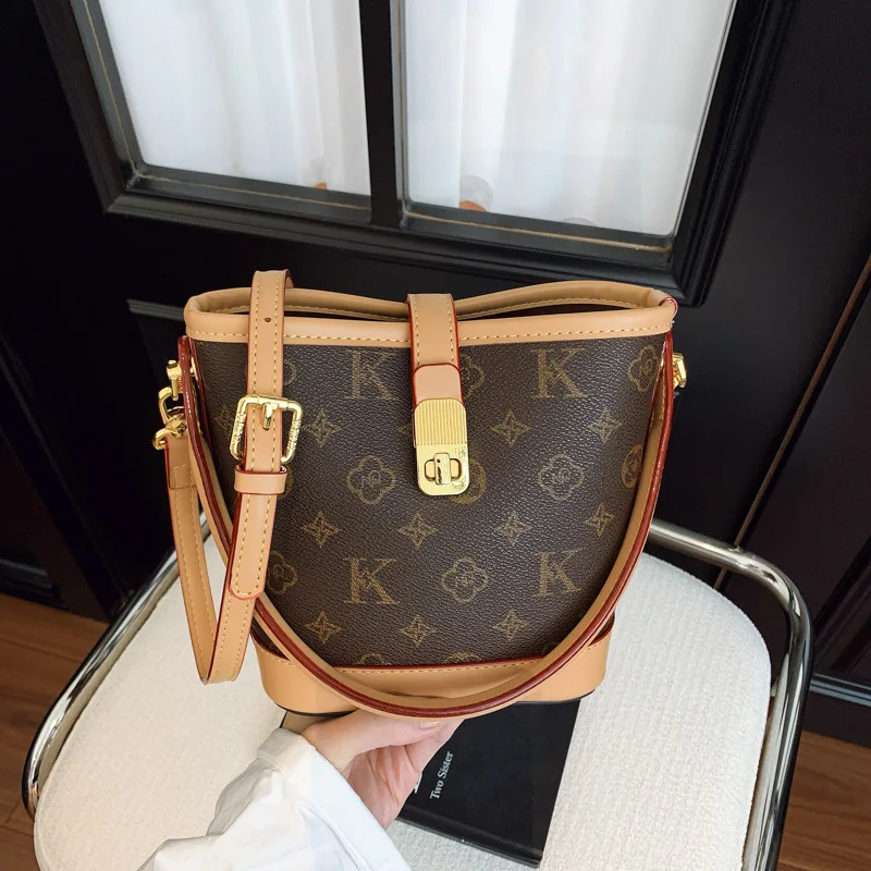 

2025 Vintage Monogram Bucket Bag for Women Spacious Adjustable Crossbody Strap Shoulder Purse with Top Handle Work