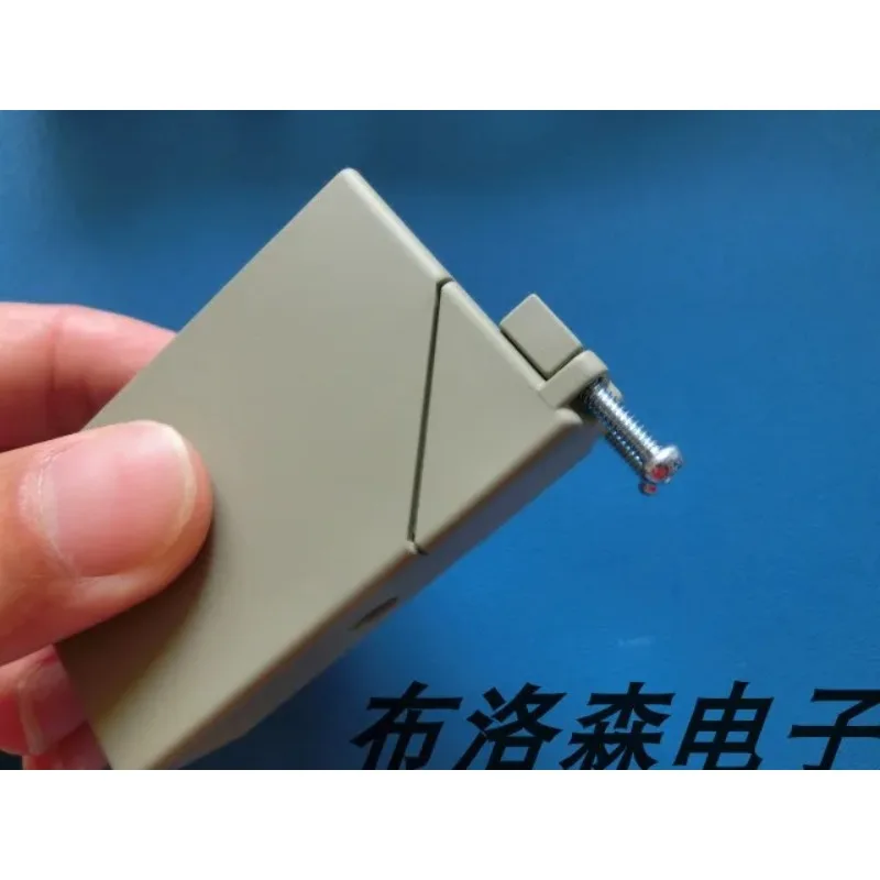 Applicable to 516-230-556 56-way rectangular connector shell side inlet 516 series