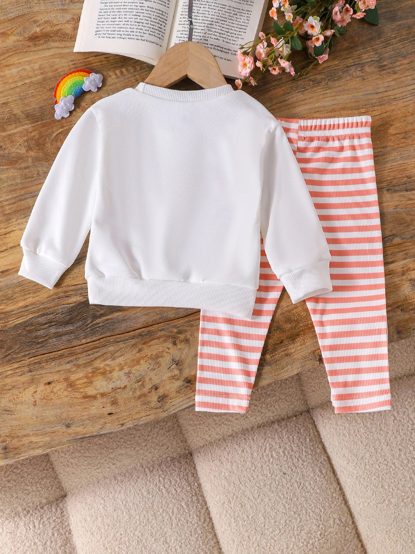 2PCS Autumn New Style Girls 0-3 Years Old Comfortable Casual Love Rice White Sweater + Striped Pants