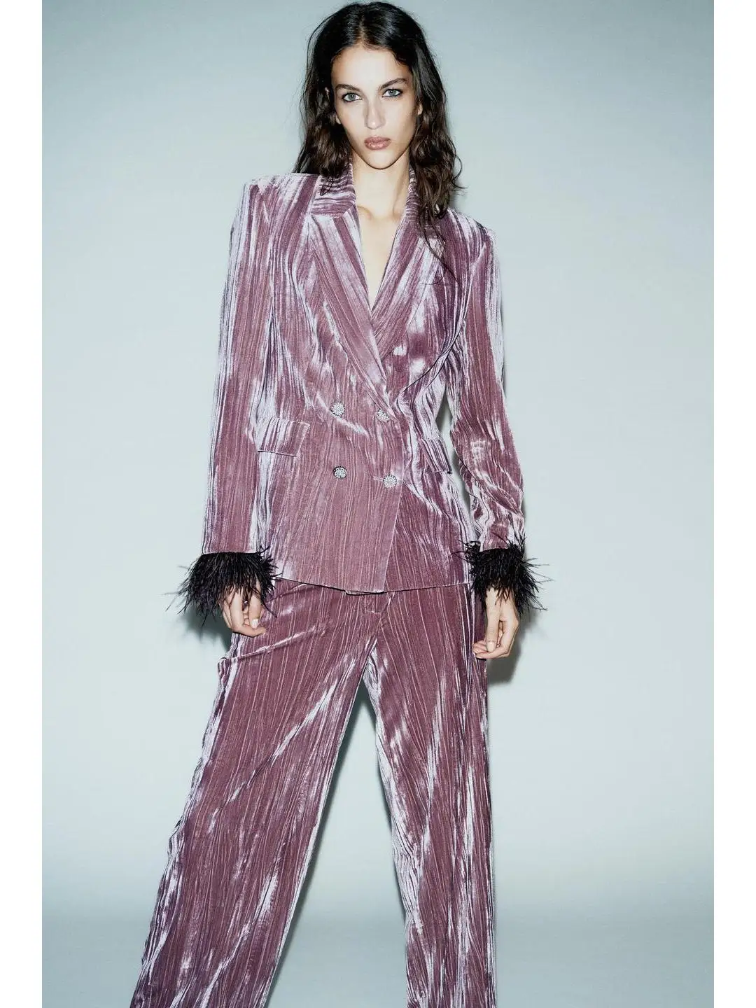 Herbst Winter Samt Feder Verziert Anzug Hohe Taille Breite Bein Hosen Casual Sle frauen Faion Set 2025, Herbst Sammlung