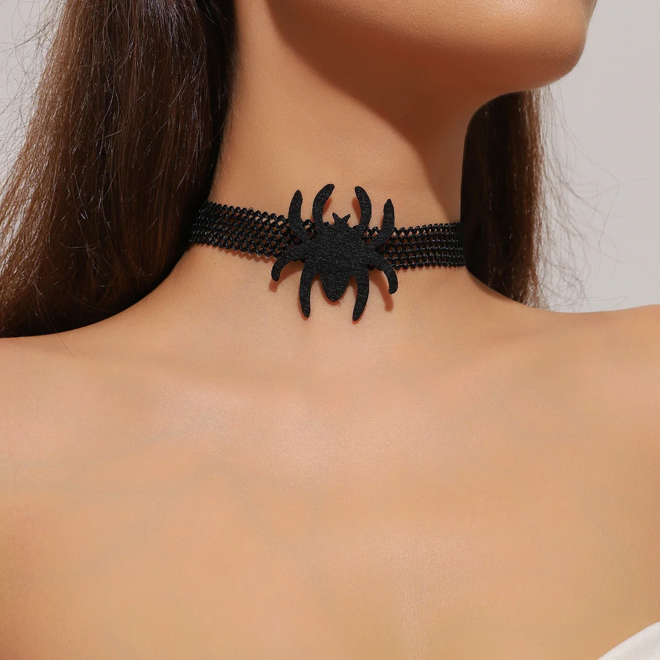 Spider Design Exaggerated Choker Necklace Black Dark Goth Style Halloween Necklace for Women