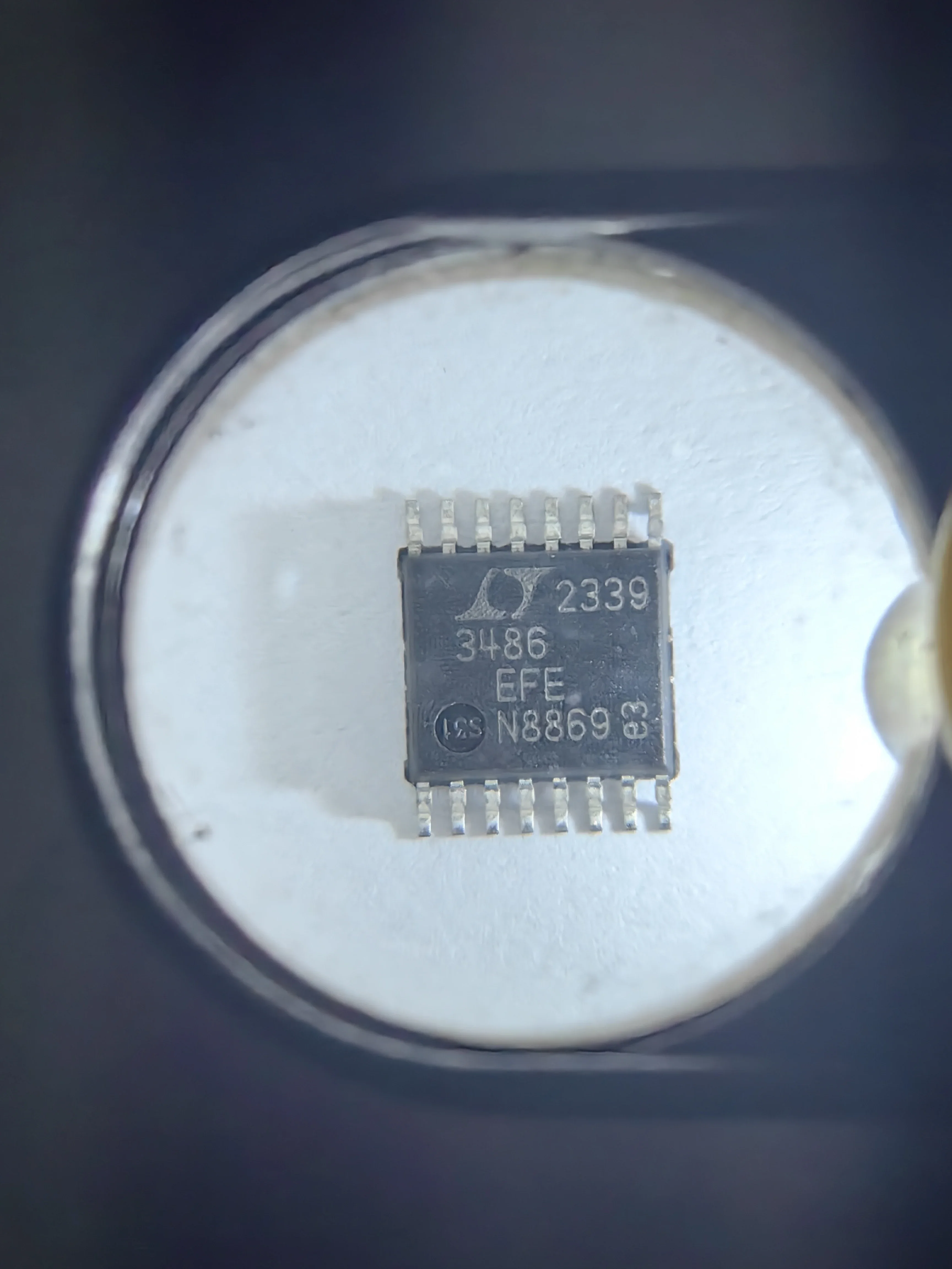 LT3486EDHC LT3486EFE LT3486IFE LT3486 -  Dual 1.3A White LED Step-Up Converters with Wide Dimming