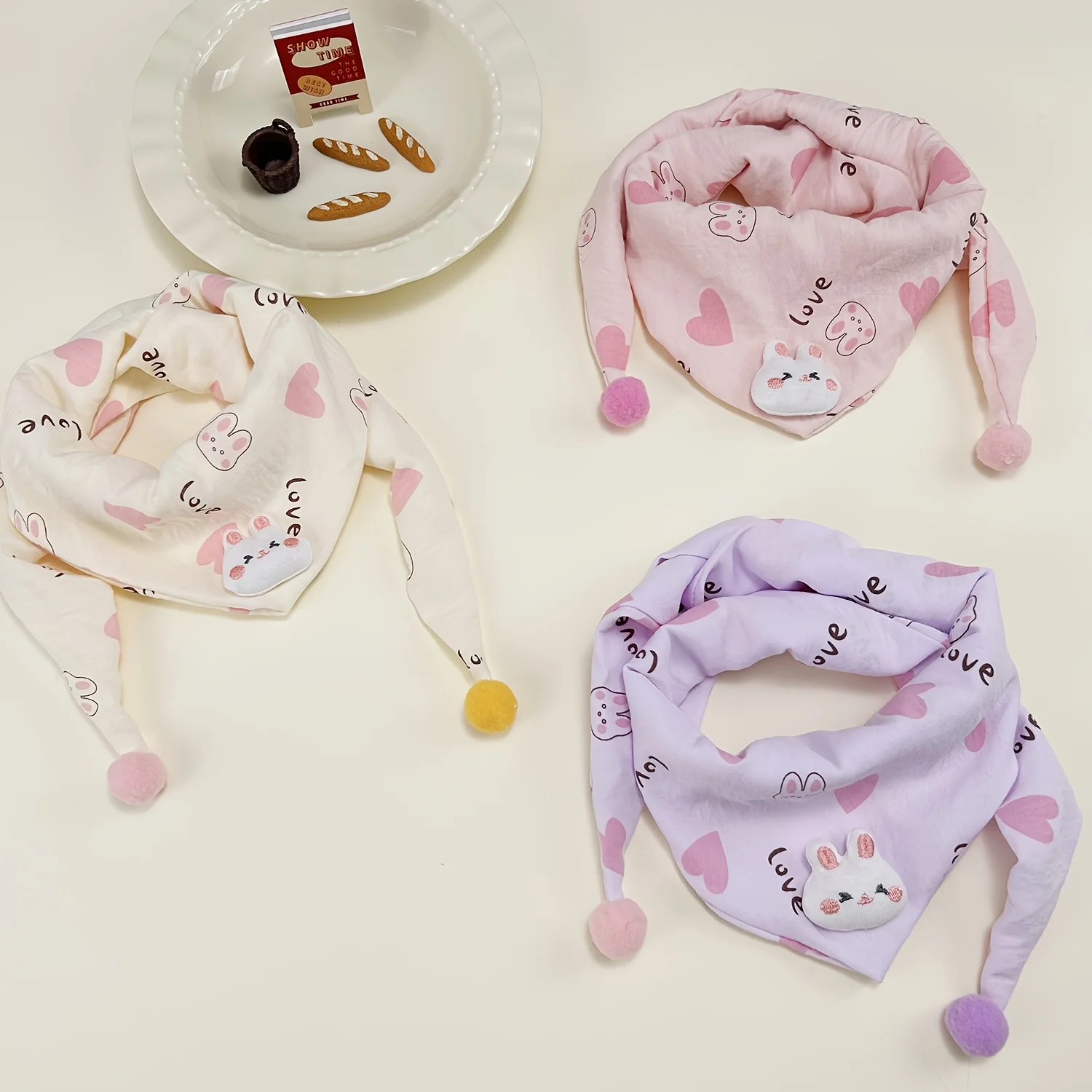 

1pc Baby Cute Rabbit Windproof Triangle Scarf For All Season Baby Bib Cartoon Neck Warmer for Girls Cute Kids Accessories