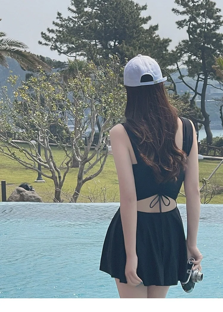 Baju Renang Satu Potong Baru untuk Wanita, Menutupi Perut dan Melangsingkan, Mengumpulkan Pakaian Renang Tepi Laut Seksi, Merendam di Pemandian Air Panas