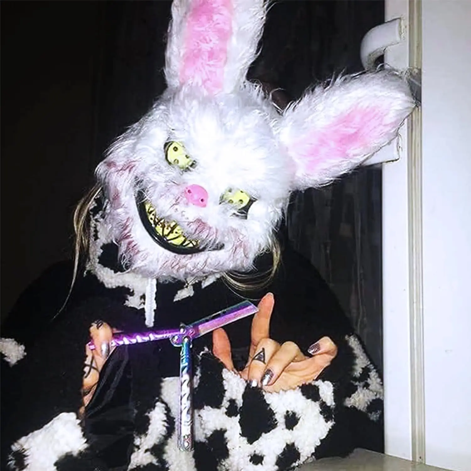 1PC Evil Plush Blood Bunny Mask Halloween Mask Scary Bear Bunny Mask Mardi Gras Party Role Play Mask Blood Bunny Mask