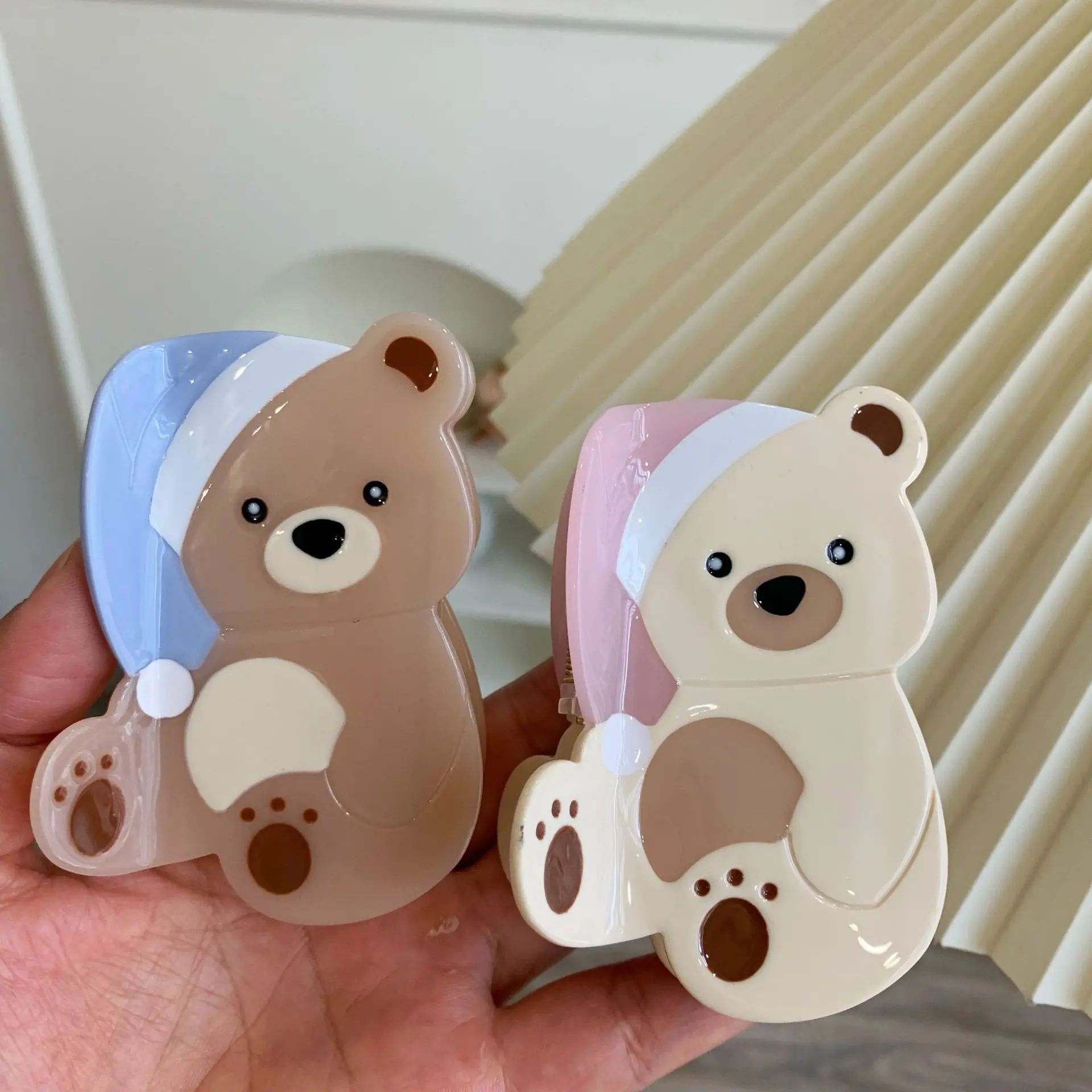 

2025 NEW Cartoon Little Bear Acetate Hair Claw Christmas Claw Clips Winter Trendy Hair Clips Hair Accessories for Women Girls