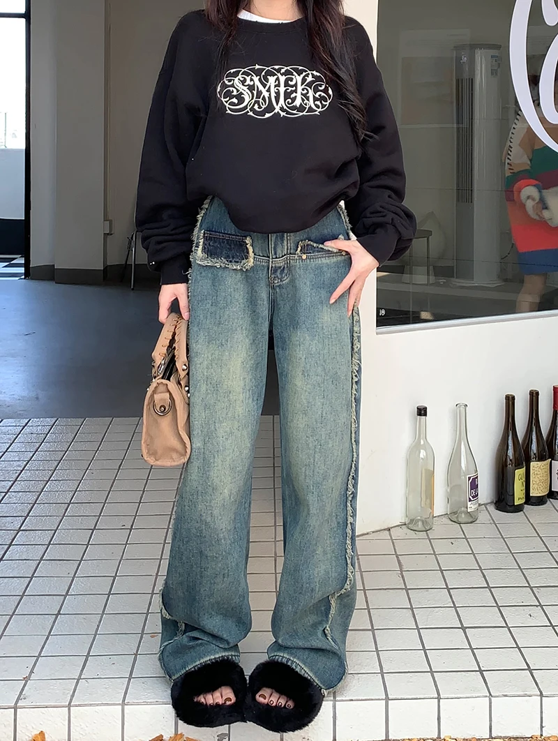

Korean style Raw Hem Loose Fit Wide-Leg Fleece-Lined Thick Straight Denim Floor-Length Pants for Women, Warm and Comfortable