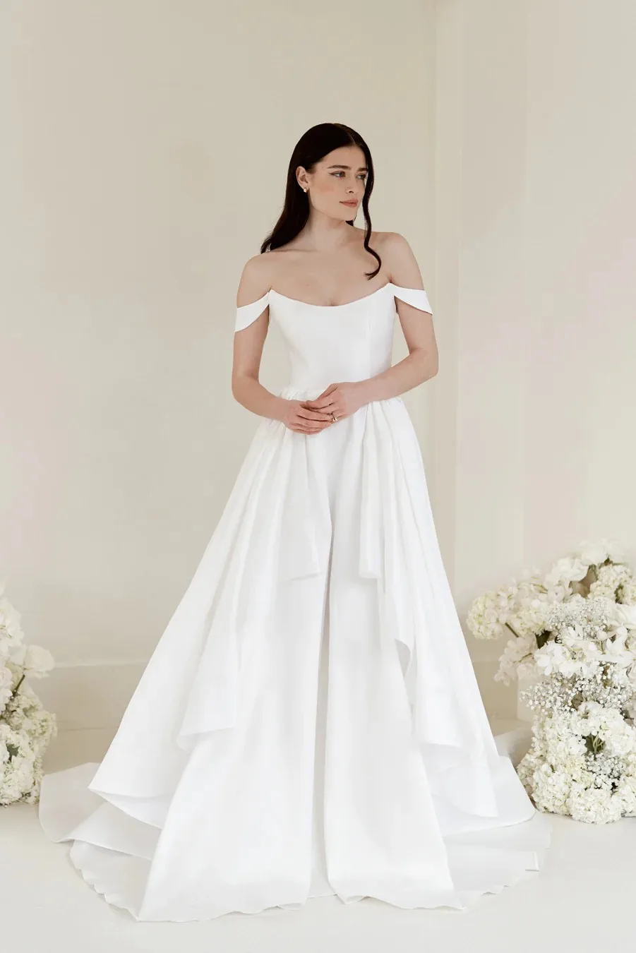 Luxurious Satin Wedding Dresses Strapless Scoop Neckline Detachable Swag Sleeves With Dramatic Deaped Shirt Overlay