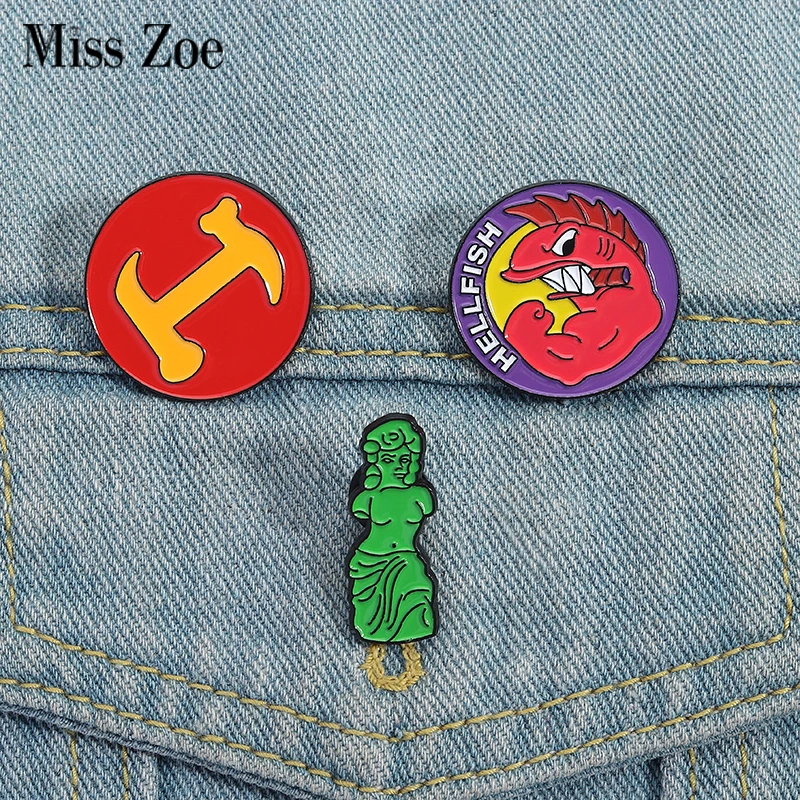 

HELLFISH Comedy Movie Enamel Pins Custom Famous Stone Statues Brooches Lapel Badges Clothes Funny Jewelry Gift for Kids Friends