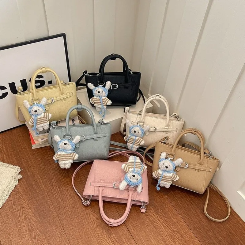 

Iconic Messenger Designer Diaper Bag For Women Luxury Leather Tote Elegant Crossbody Bag Stylish Fashion