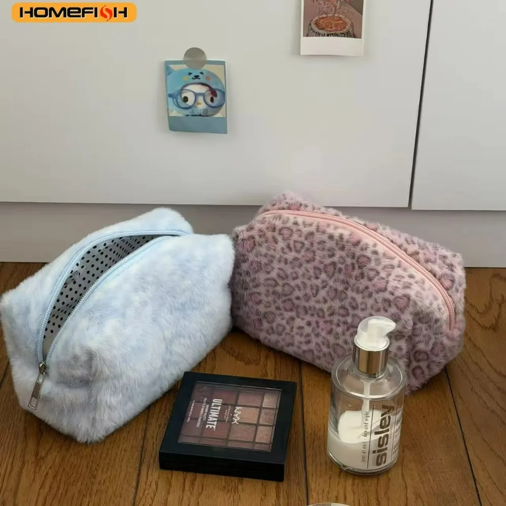 Durable Fuzzy Makeup Bag Large Capacity Leopard Print Toiletry Organizer Portable Cosmetic Bag Girls Travel Storage Pouch gallery 4