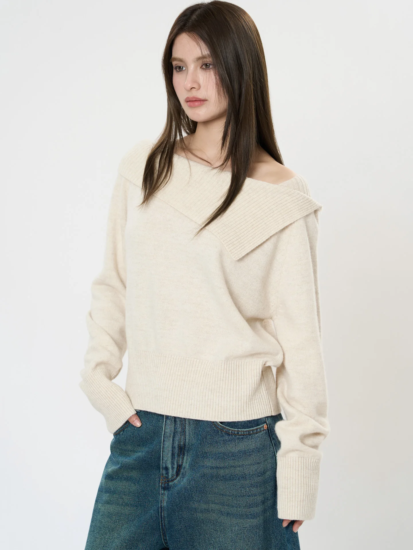 ฤดูใบไม้ผลิและฤดูใบไม้ร่วงผู้หญิงสบายๆสีทึบหนึ่งคอยาวแขนยาวหลวมเสื้อกันหนาว