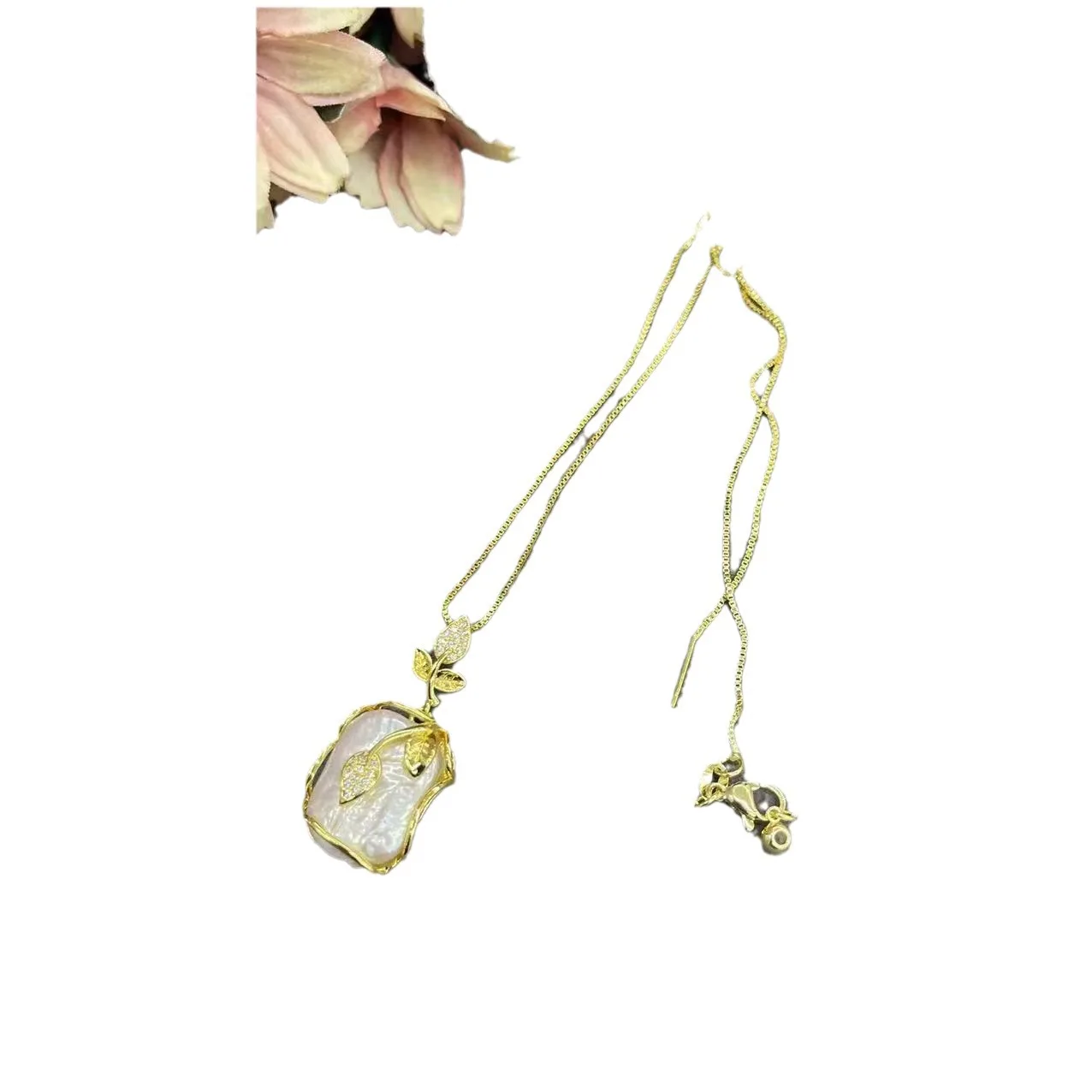 Baroque square pearl real color retention electroplating three-piece set French personality popular  pendant, earrings, rings.