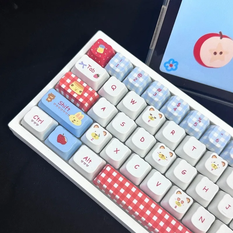 Seaside BearTheme Keycaps Set Customized PBT Sublimation PDA Profile Keyboard Cap forGamingMechanical Keyboard Accessories
