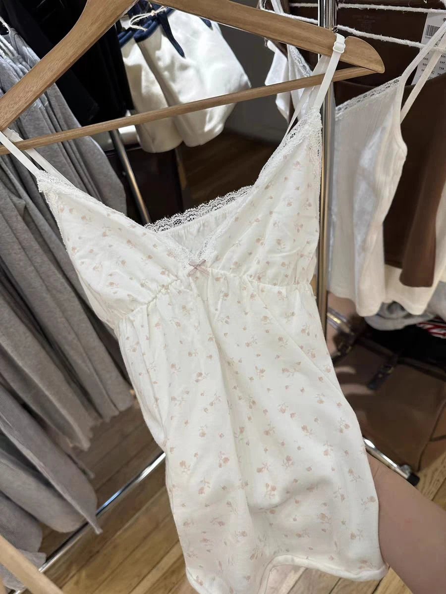 Pink Floral Lace Trim Tank Tops Women Spring Sexy Backless Bow V-neck Raw Hem Vests Sweet Preppy Style Cute Camisole Y2K Top New
