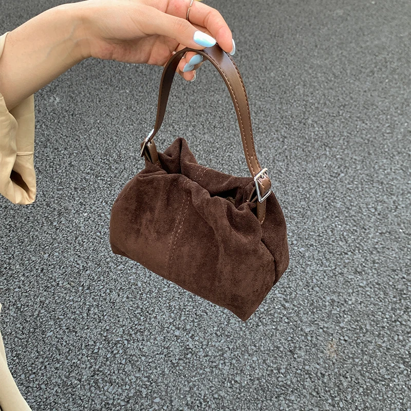 

Модная сумка конфетного цвета в стиле ретро, корейский брендовый дизайн, хит продаж, сумка через плечо, новые замшевые плиссированные сумки на плечо с завязками