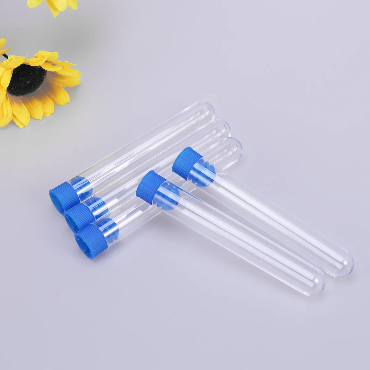 

12 Pcs/Pack 16x150mm Plastic Clear Test Tube with Stopper for Scientific Experiments Party Candy Storage with Stopper (Random