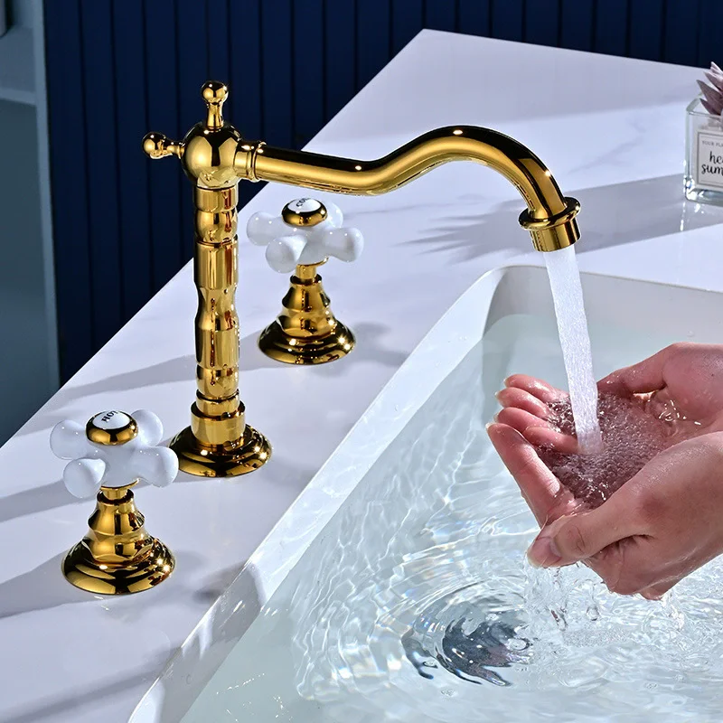 

Gold Widespread Bathroom Basin Brass Classical Bathroom Sink Faucet Chrome Hot And Cold Water Tap Mixer New