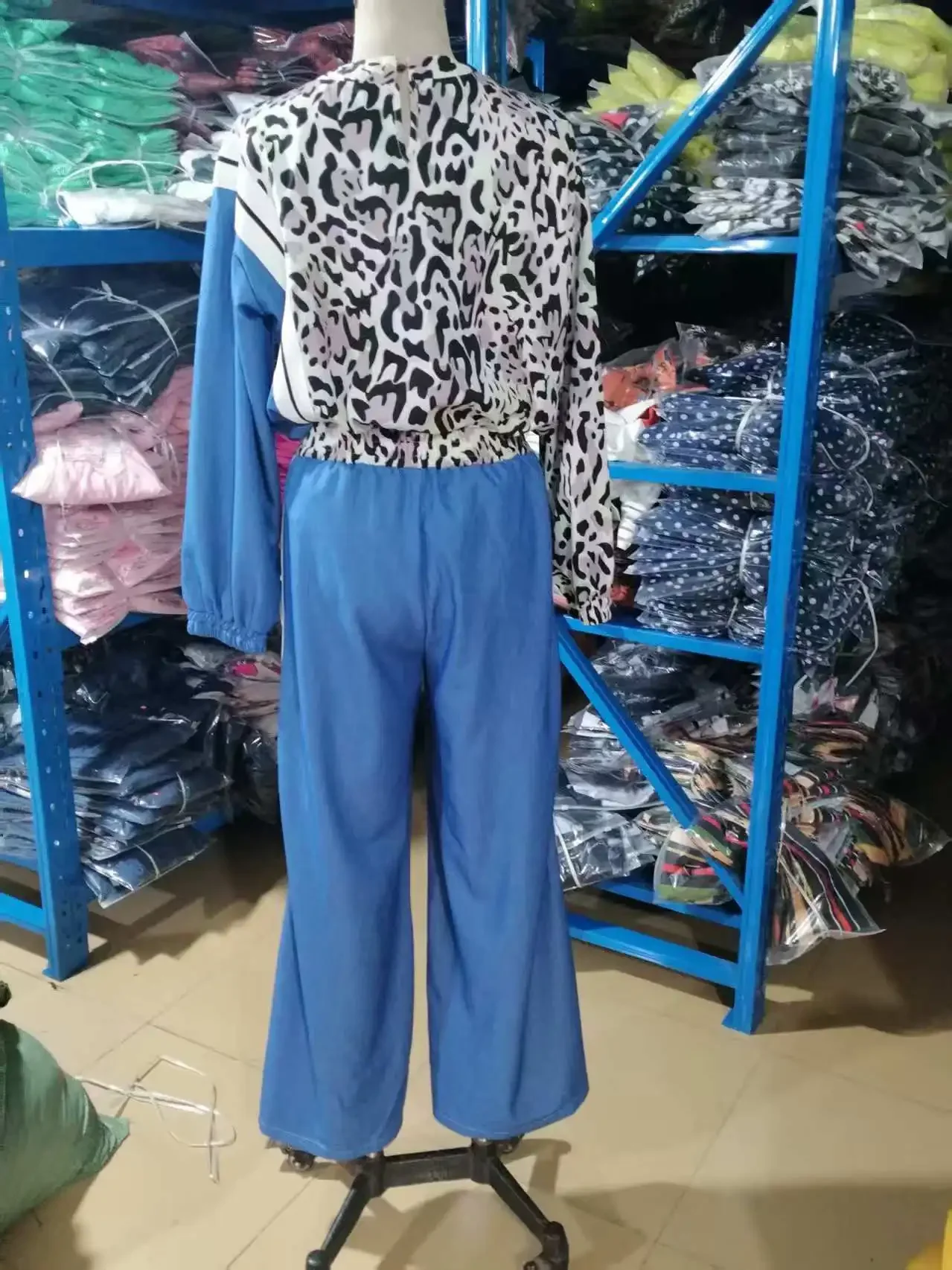 Conjunto de duas peças roupa feminina 2025 primavera leopardo padrão listra impressão manga longa pulôver & casual cordão calças jeans conjunto