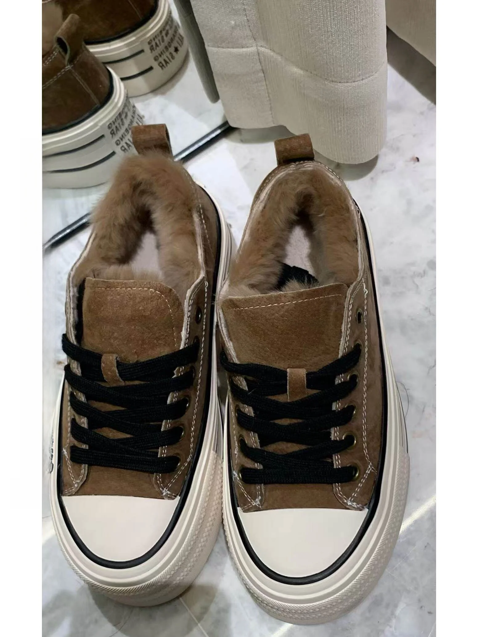 

Lida New Dadada Faionable Lightweight Luxury oes Versatile Casual Footwear round Toe Warm Winter Boots for Women