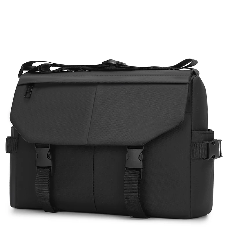 

Men's crossbody bag - large capacity, with adjustable shoulder straps, mailman bag, retro design, sturdy structure, classic styl