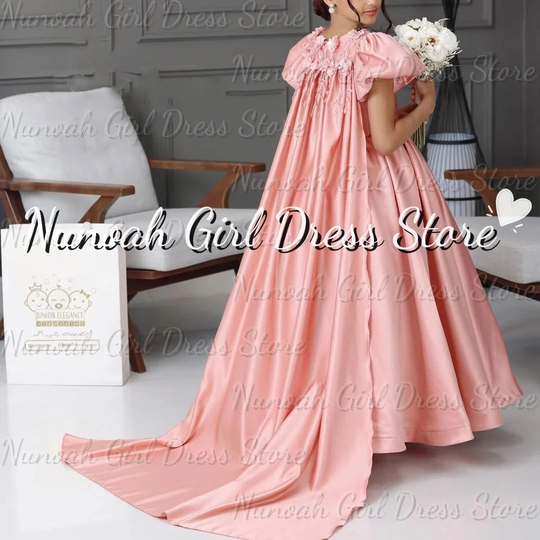 فساتين فتاة الزهور من الساتان الوردي لحفلات الزفاف مزينة بالدانتيل بطول الأرض لالتقاط الصور فساتين التواصل الأول حسب الطلب