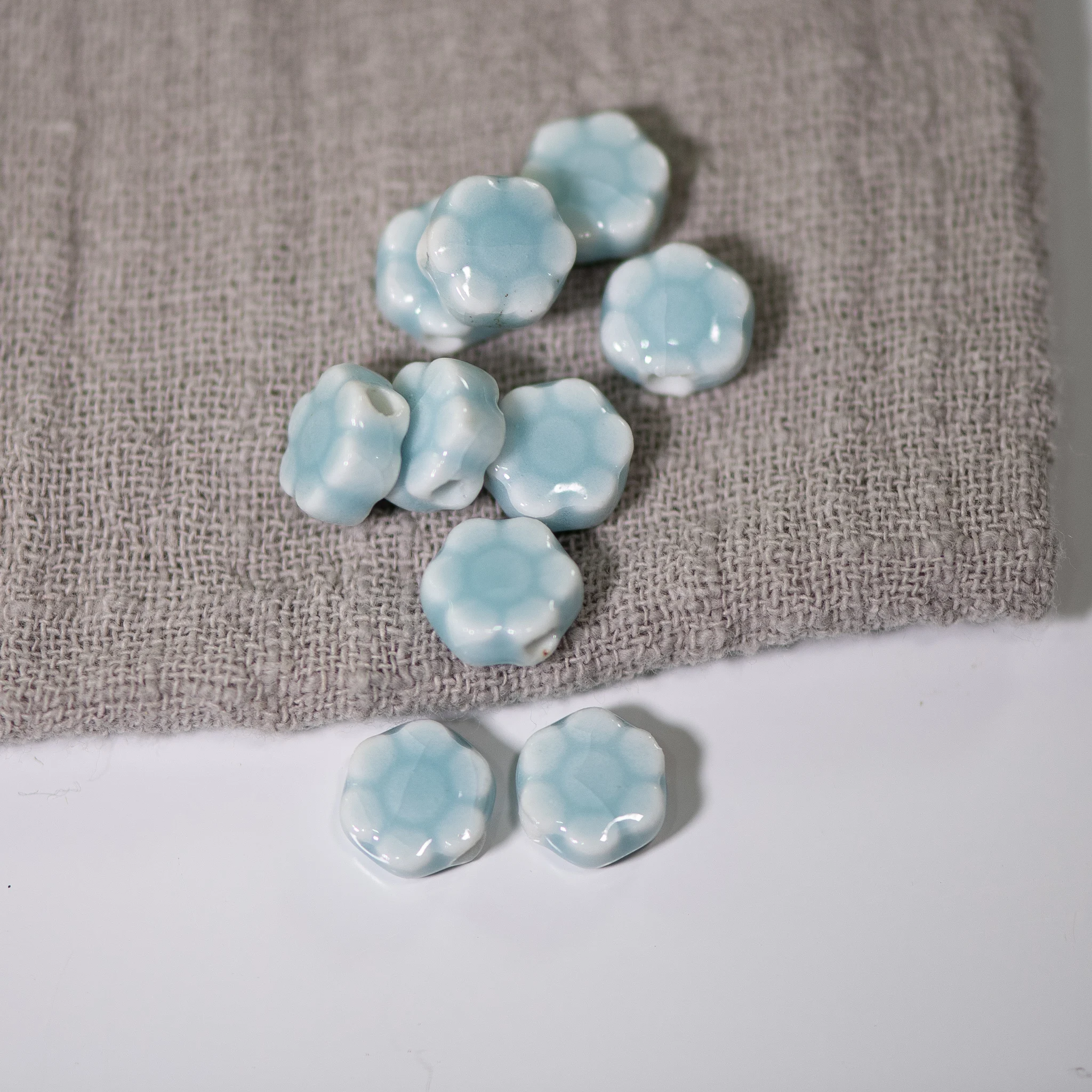 9x9mm 10pcs Polygon Flower Ceramic Beads for DIY Jewelry Making Artistic Craft Supplies Handmade Floral Bead Accessories