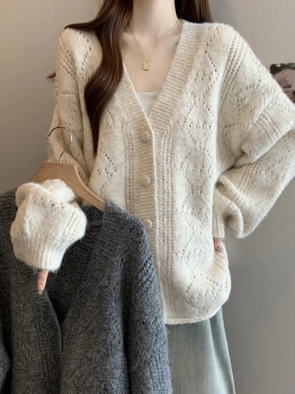 

plus Size Lazy Style Knitted Sweater Coat Hollow out Loose Fit Design Autumn Winter New Arrival Women's Fashion Outerwear