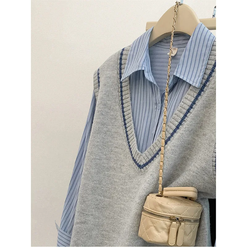 سترة محبوكة على الطراز الكوري الرمادي للنساء، للربيع والخريف، الخريف والشتاء، سترة بدون أكمام، قميص بطبقات من قطعتين