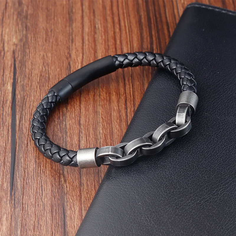 Leather Bracelet Infinity Shape Special Popular Pattern Men\'s Bracelet for Men Stainless Steel Jewelry Accessories Gift