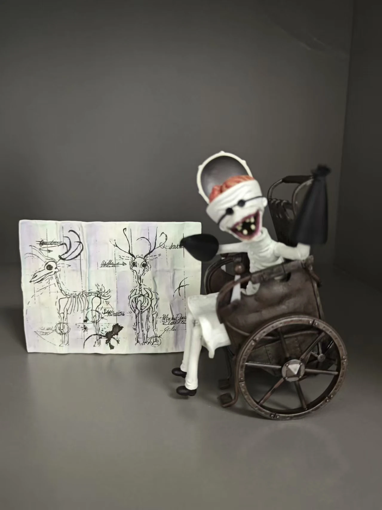Disney jun planejamento pesadelo antes do natal dr finklestein figuras de ação série 1 presente de halloween a caixa é ligeiramente amarelada