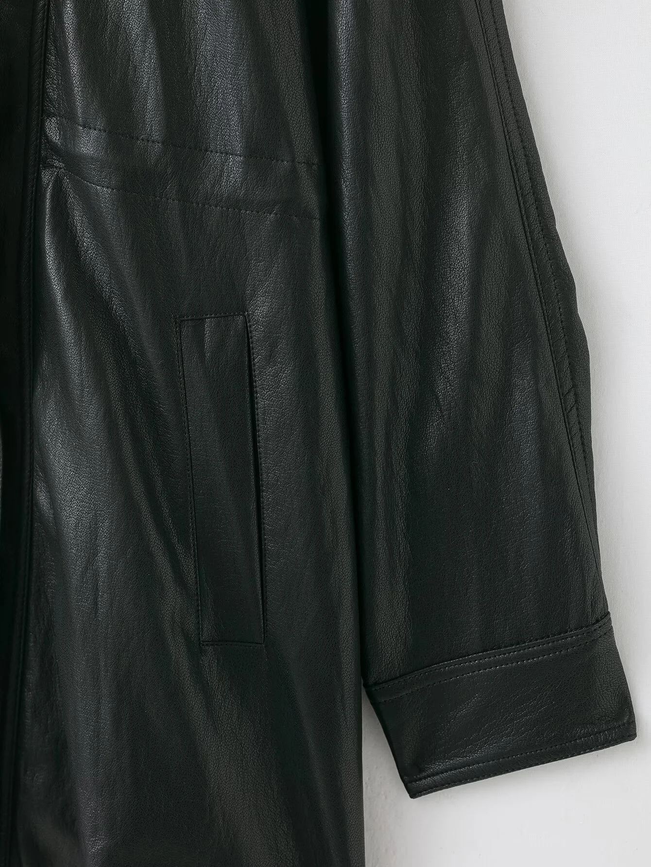 2025 شتاء جديد المرأة موضة ريترو قديم المال نمط الوقوف طوق كم طويل بولي Leather سترة جلدية معطف متوسط الطول