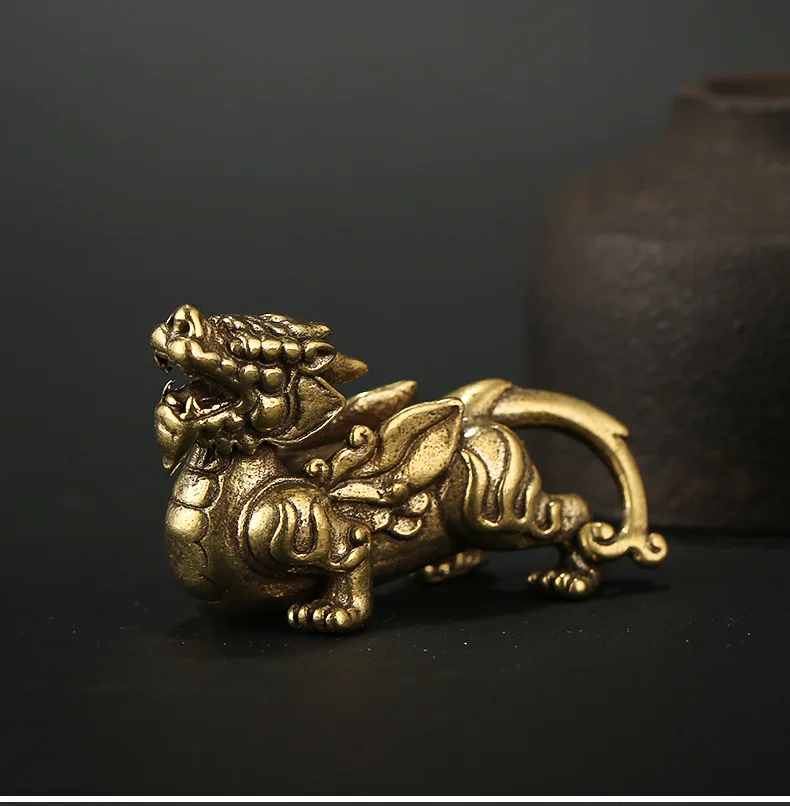 Feitian Kylin Brass Pixiu Car Ornament Lucky Chinese Mythological Animal Statue Miniature Study Table Ornament Crafts