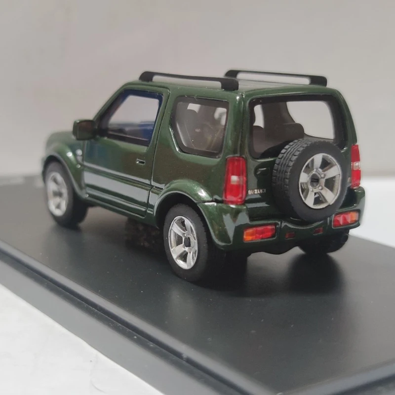 1:43 Scale Suzuki Jimny 2017 Resin Car Model