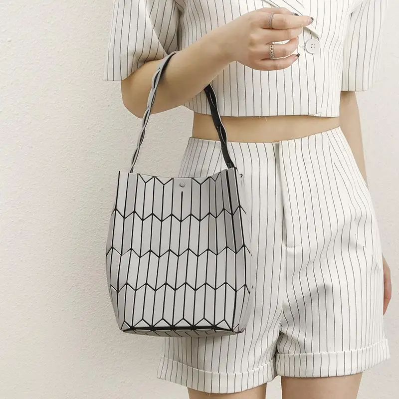 borsa-da-donna-stile-hong-kong-borsa-a-secchiello-geometrica-borsa-per-lo-shopping-borsa-sottospalla-con-diamanti-design-a-blocchi-di-colore-borsa-portaoggetti