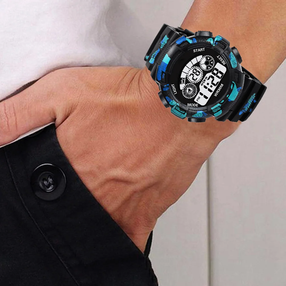 

Camouflage Electronic Watch Waterproof 30M LED Backlight Digital Display Sports Male Alarm Timer Wristwatch for Students
