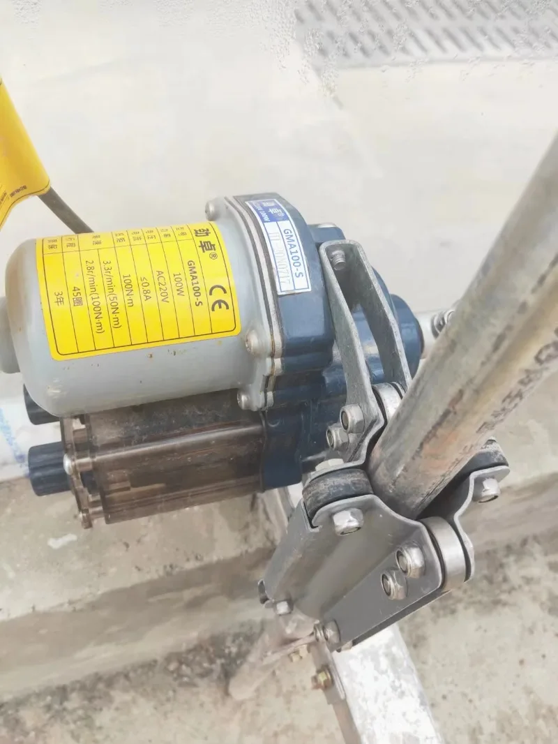 มอเตอร์ไฟฟ้า AC220V สำหรับระบบระบายอากาศในโรงเรือนพลาสติกแบบม้วนเก็บได้