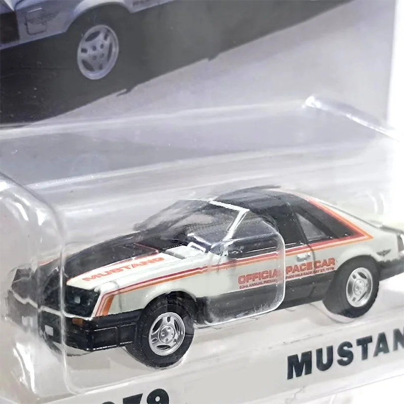 Greenlight Diecast 1:64 Scale 1979 MUSTANG Alloy Sports Car Model Finished Product Simulation Toy Collection Static Model