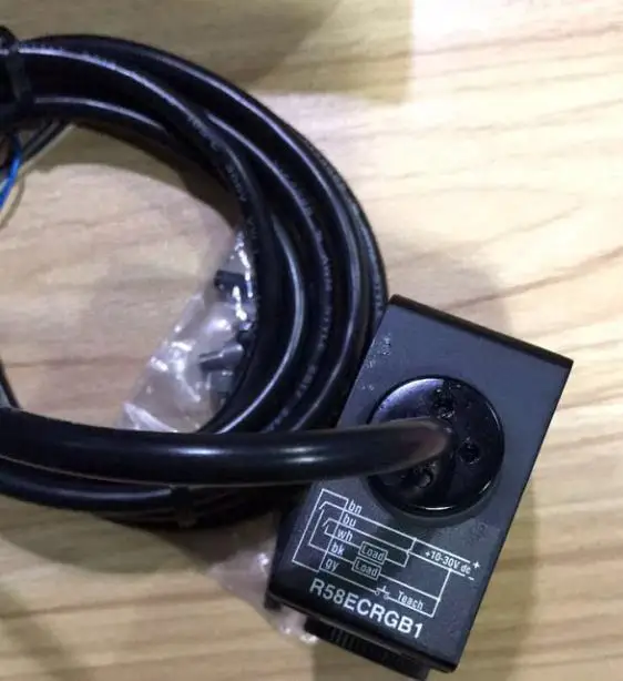 NEW Original R58 Expert R58ECRGB1 Bonner BANNER color sensor