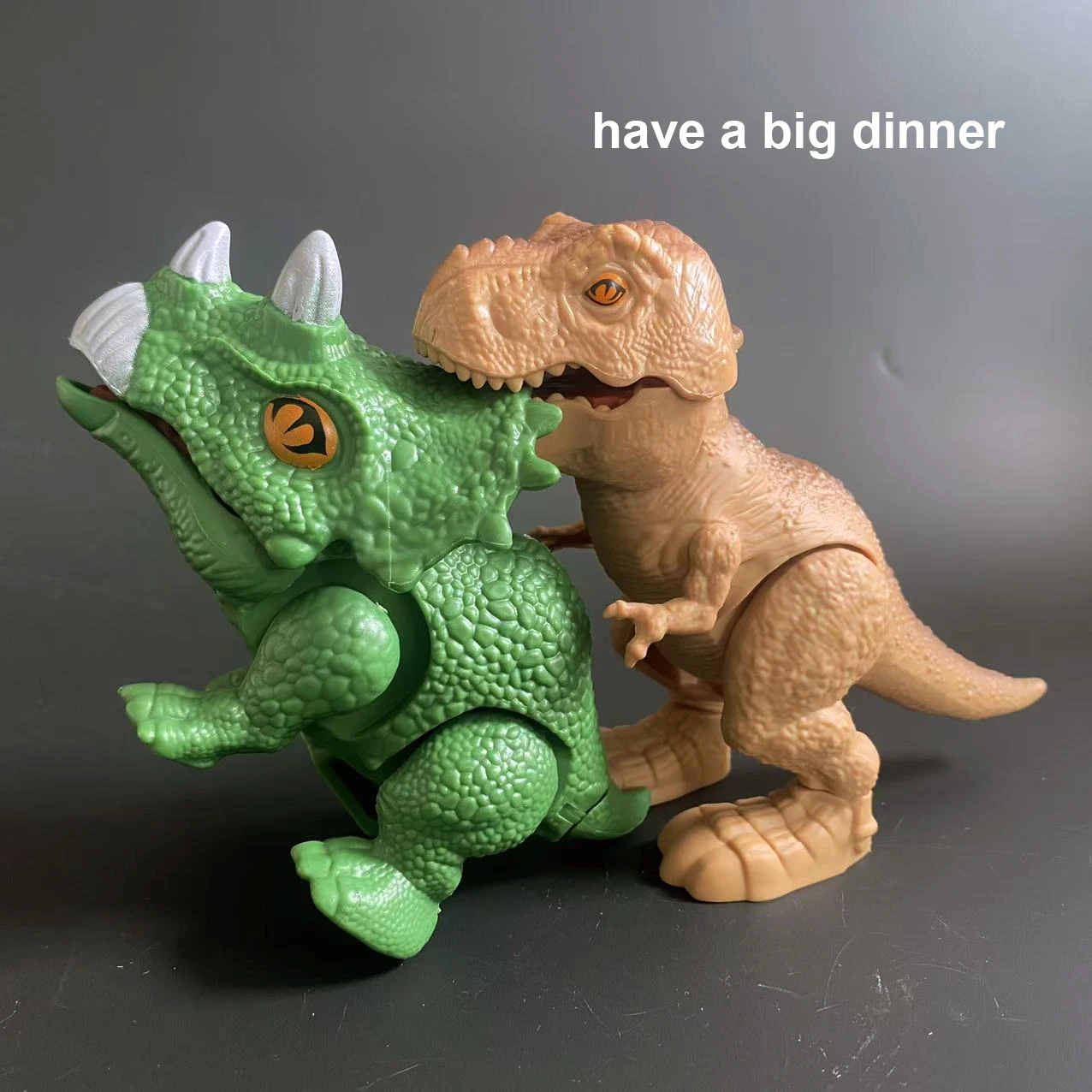 Chain-operated dinosaur toy, triceratops and Tyrannosaurus rex model decorations, suitable for children's birthday gifts