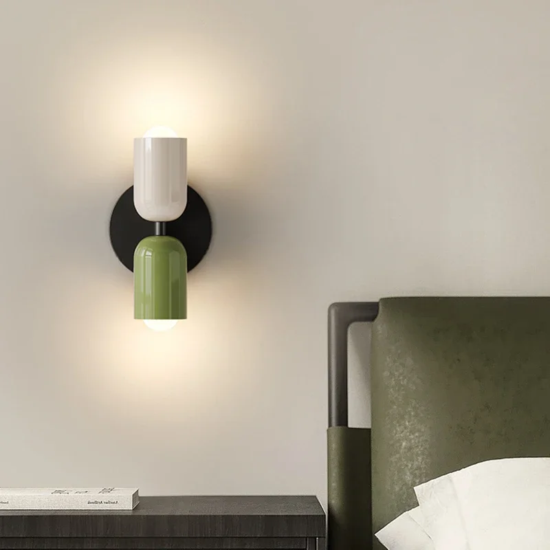 Lámpara LED de pared nórdica para decoración de mesita de noche, columna de fijación de Macaron de 2 cabezales, candelabro de pared negro E27 para