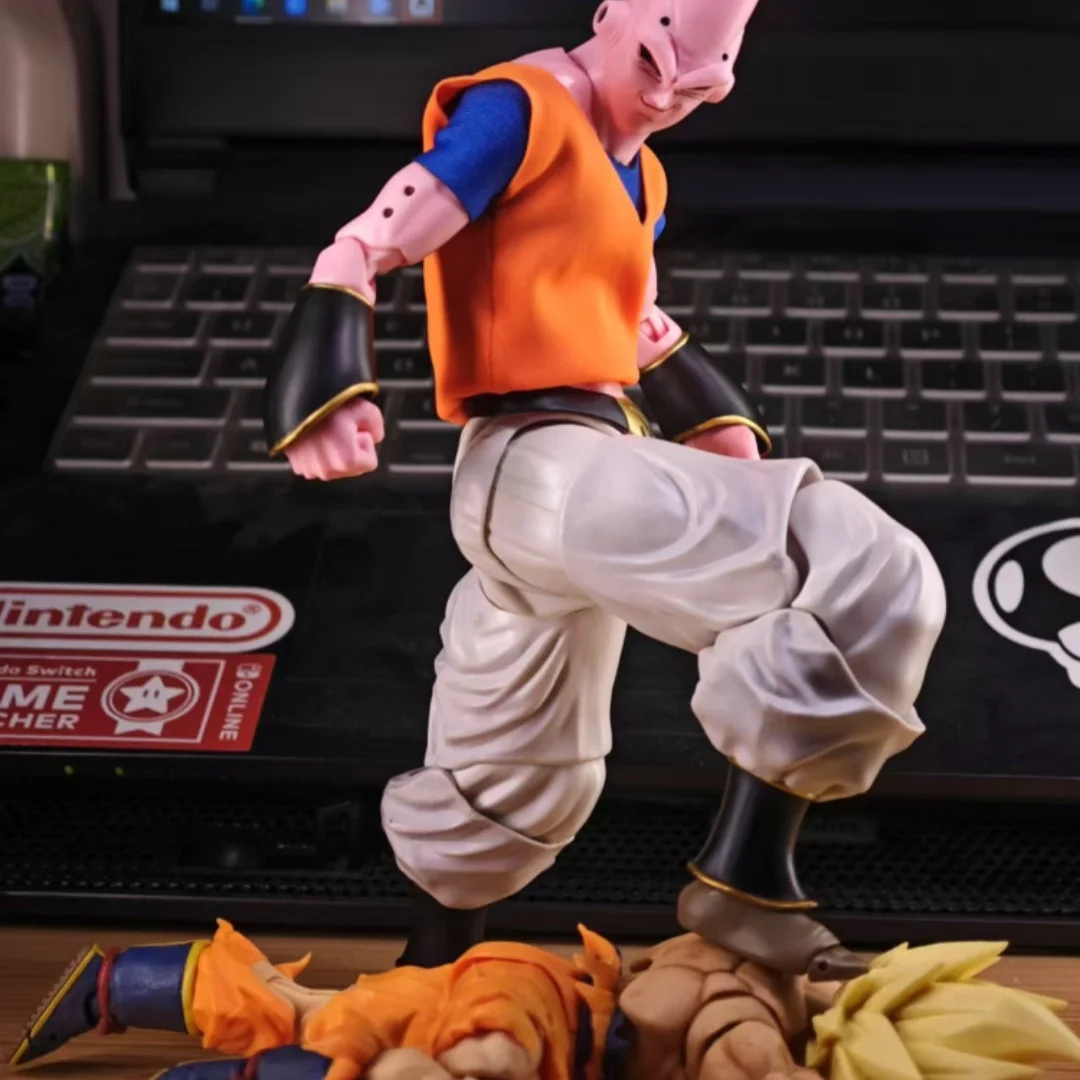 Dragon Ball Shf Anime fatto a mano Majin Buu Son Gohan Uniforme da combattimento Blu Giallo Gilet Costruito in filo di ferro è adatto per i giocattoli 1/12