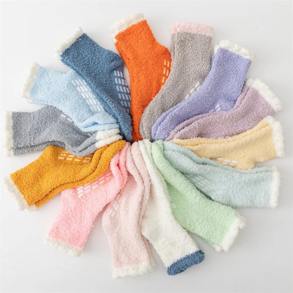 1PR Dispensing Non-Lint Women's 7-Color Twist Coral Velvet Winter Tube Socks Room Socks Non-Slip