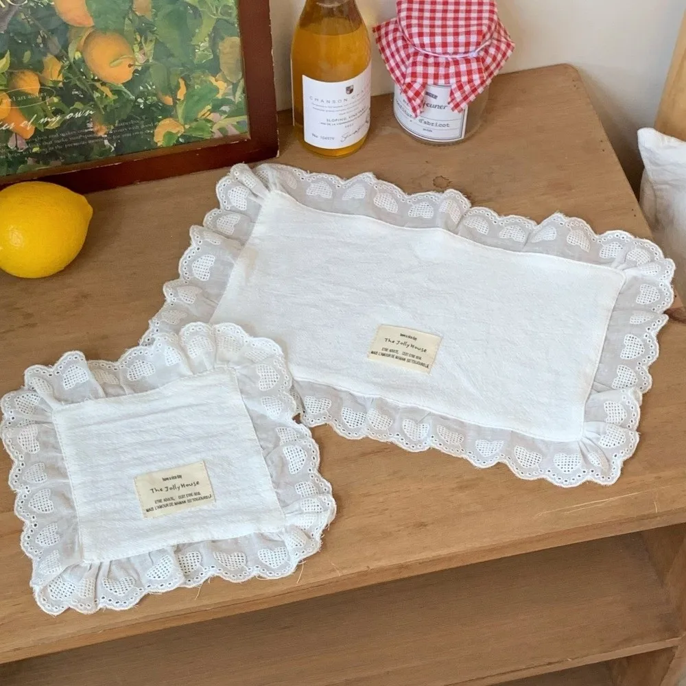 Lace Ruffle Design Lace Ruffle Placemats Dust-proof Material Soft Texture Cotton Table Napkins Cotton Fabric
