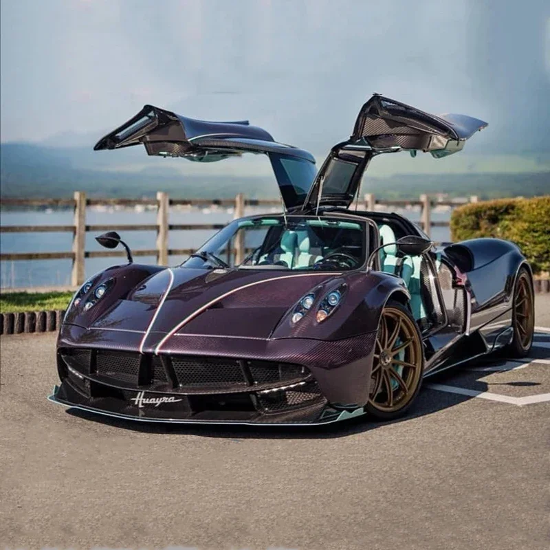 1:32 Pagani Huayra Dinastia Alloy Racing Car Model Diecasts Metal Toy Sports Car Model High Simulation Sound and Light Kids Gift