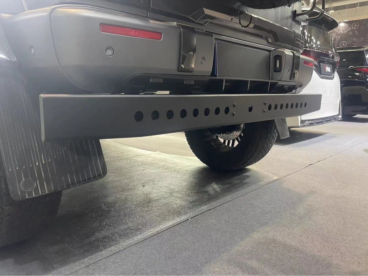 Suitable for Mercedes-Benz G-Class W464G350G500G550G63 rear bar guard plate anti-collision bar