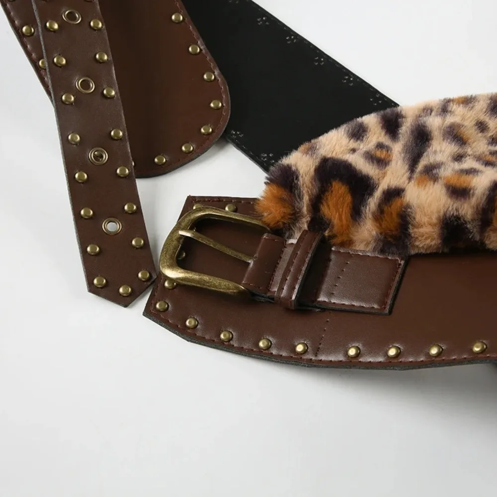 Hochwertiger Retro-Verbandgürtel aus Kunstfell, verstellbarer Bund, verbreiterter, flauschiger Gürtel für Damen, trendige Accessoires
